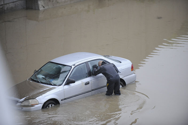 Illustration for article titled Detroit Flood: Updated Photos (higher quality)